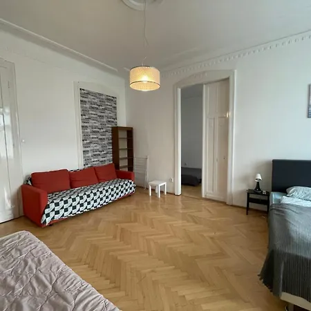 Privat bolig White Pearl Near Gozsdu *